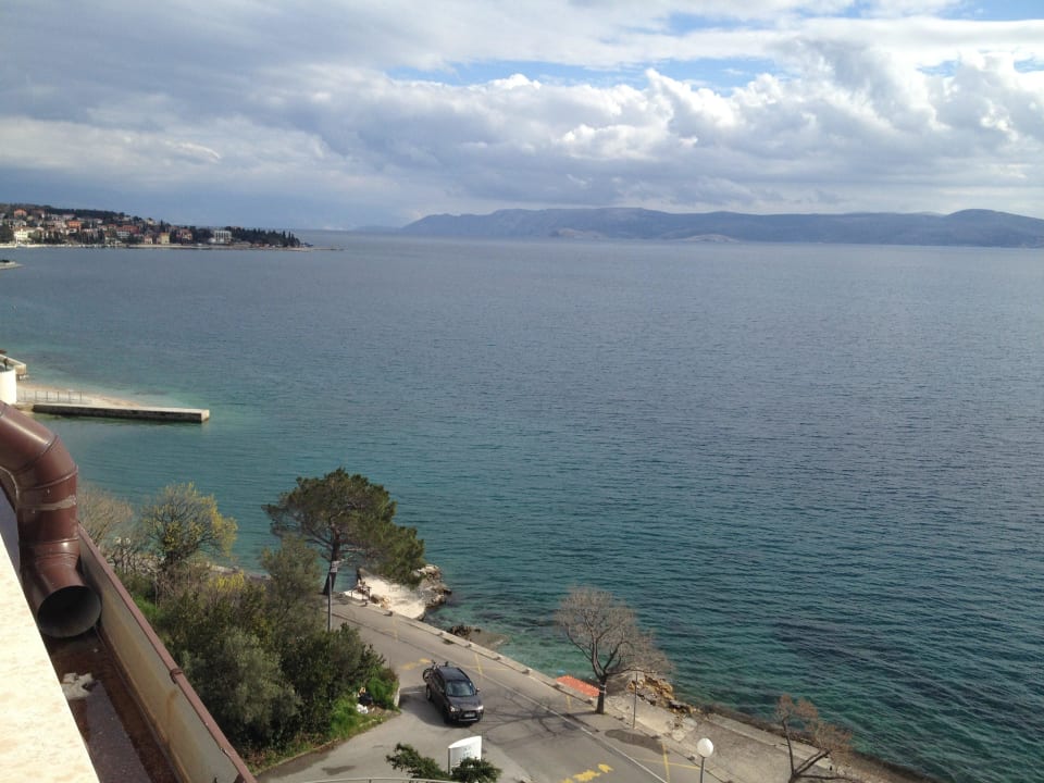 Vom Hotelzimmer links Hotel Marina