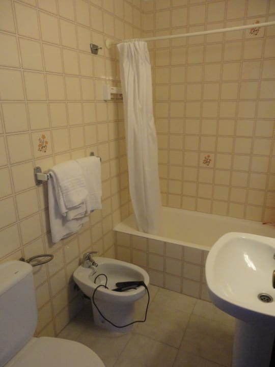Badezimmer Hotel Riutort