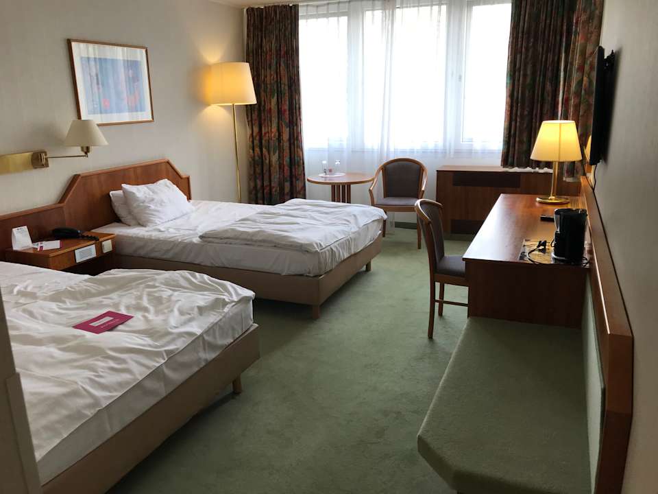 Zimmer Leoso Hotel Leverkusen
