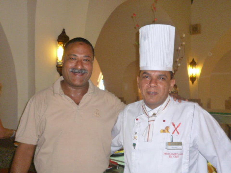 Küchenchef mit Assistent des Generalmanagers Shams Alam Beach Resort