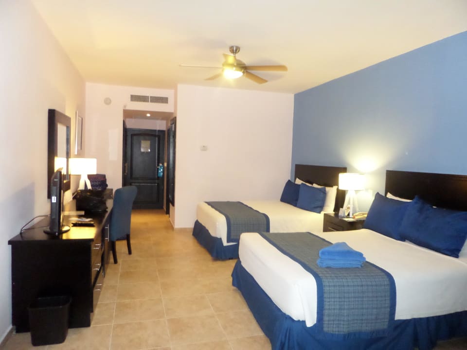 Junior Suit Ocean Blue & Sand