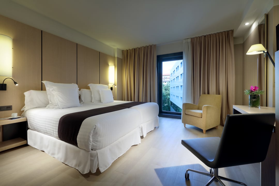Zimmer Occidental Bilbao