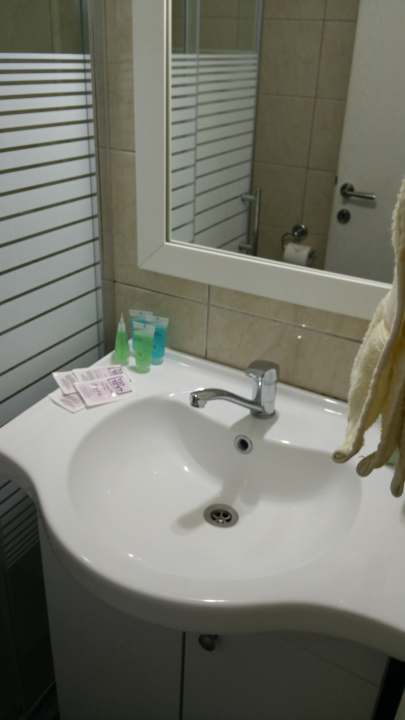 Zimmer Hotel Armon Yam