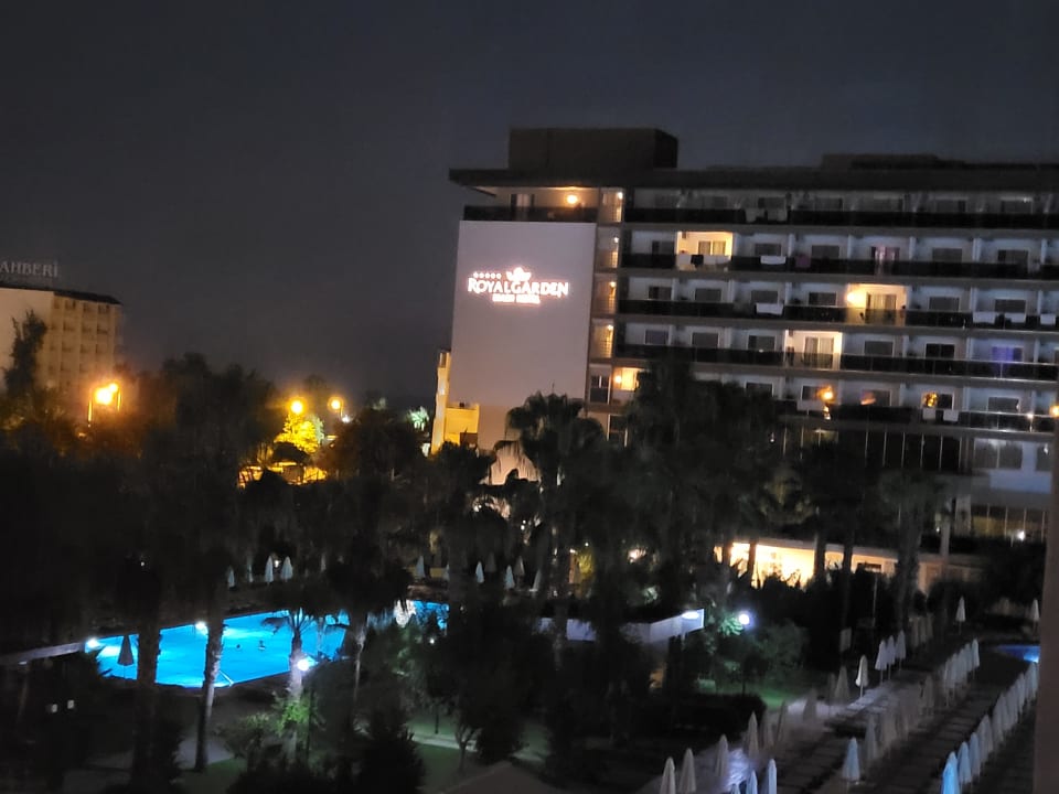 Außenansicht Hotel Royal Garden Beach