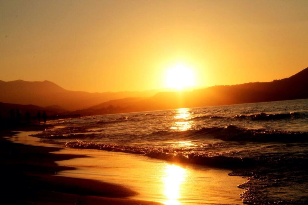 Sonnenuntergang  Vantaris Luxury Beach Resort