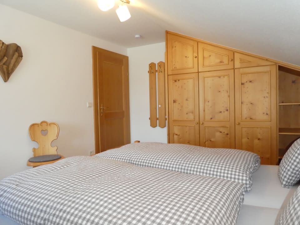 Zimmer Gästehaus Bergblick - FeWo Arnspitze