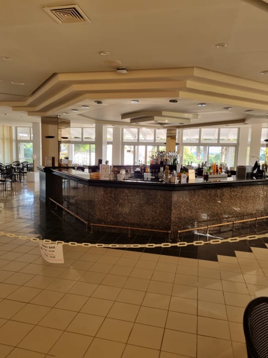 Lobby Anissa Beach & Village