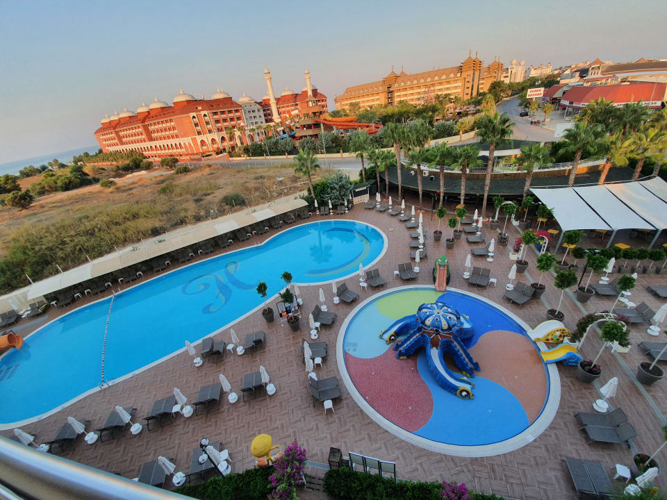 Pool Calimera Hane Garden