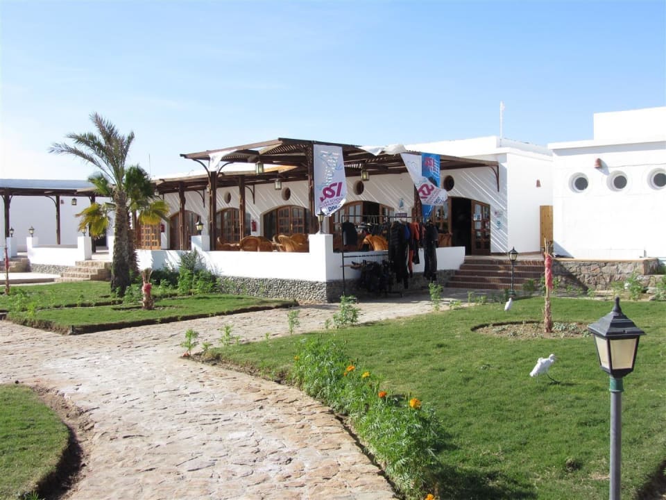 Divers Three Corners Equinox Beach Resort