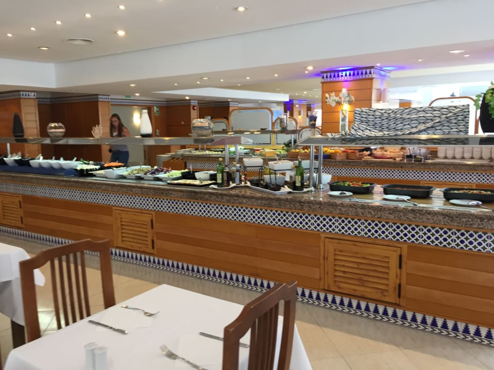Buffet am Abend Flipflop Cala Romantica