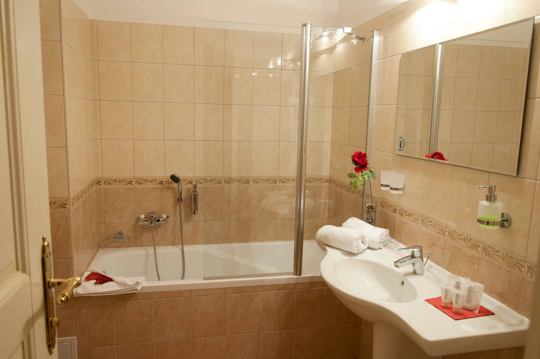 Badezimmer Hotel Heluan