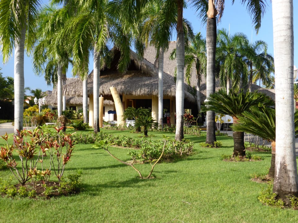 Von außen Punta Cana Princess All Suites Resort & Spa