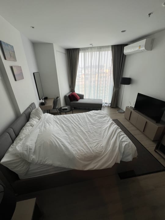 Zimmer EDGE Sea View Holiday Suites in Pattaya Central