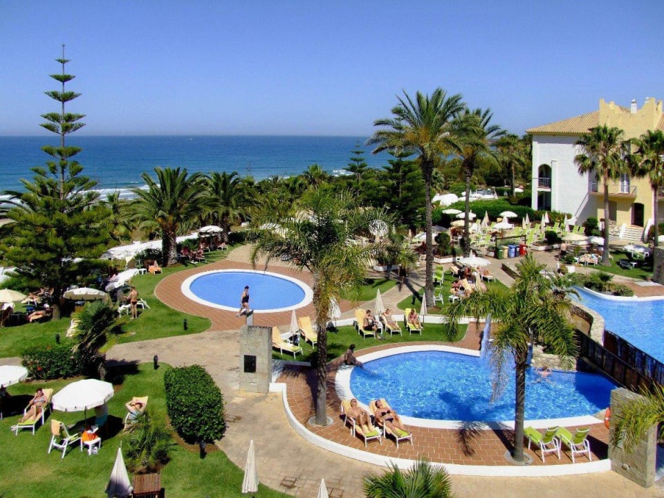 Poolbereich vom Hotel Fuerte Conil-Resort