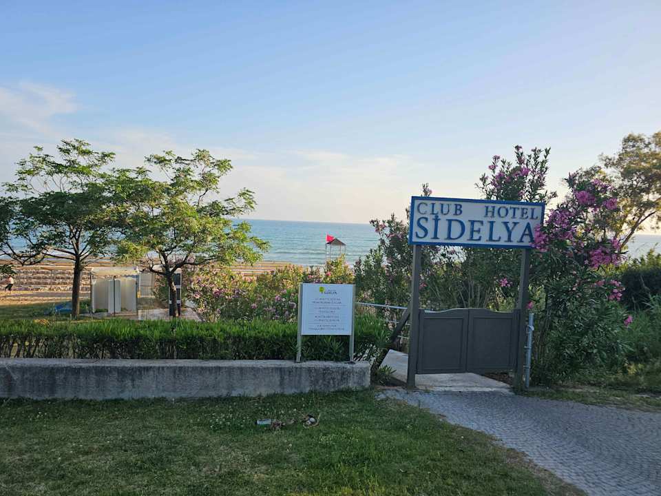 Strand Club Sidelya Hotel