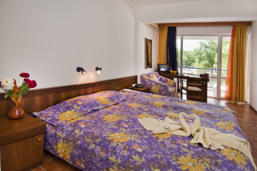 Стандартный  двухместный номер Hotel Regina Jassen II