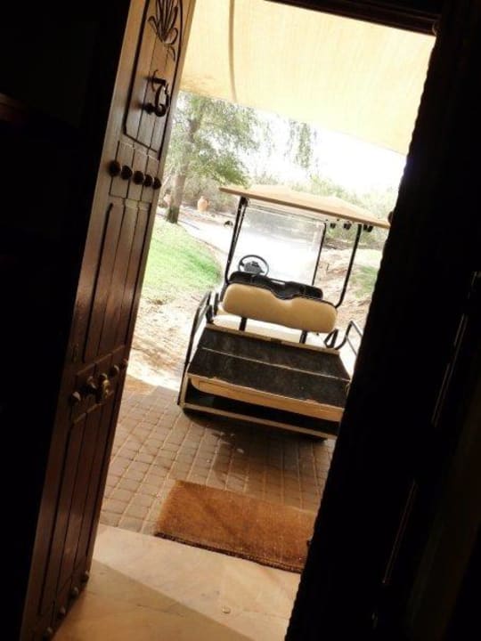 Transfer zum Restaurant auf Abruf Al Maha, A Luxury Collection Desert Resort & Spa