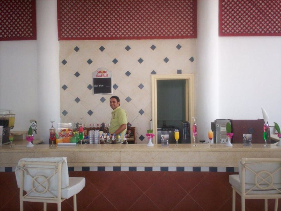 Bar przy basenie Hotel Resta Sharm Resort
