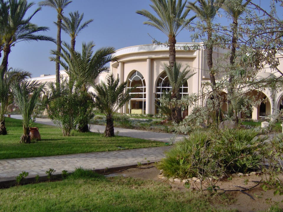 Entrée arriere Zita Beach Resort