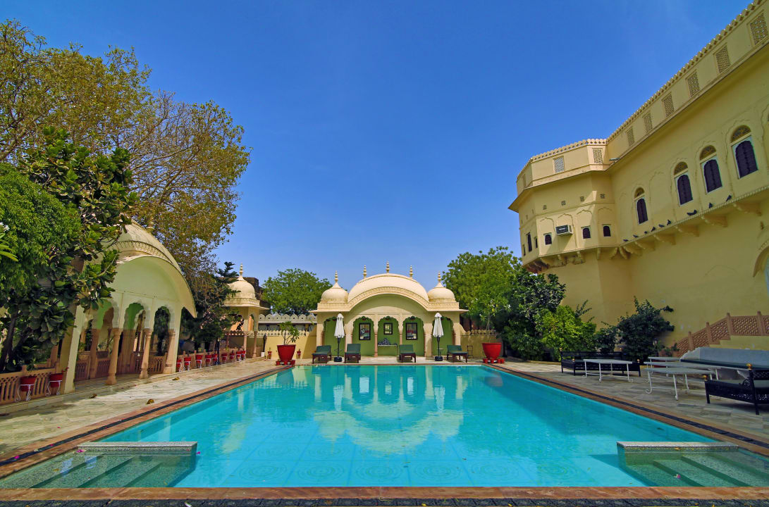 Pool Alsisar Mahal - A Heritage Hotel
