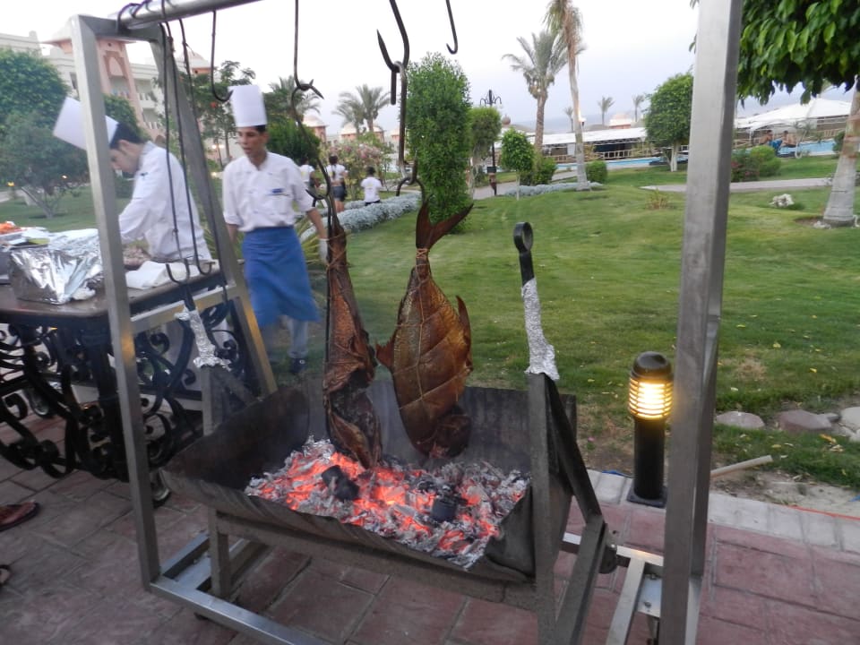 Шедевры поваров Serenity Alpha Beach