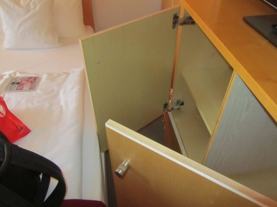 Closet Kongresshotel Potsdam am Templiner See