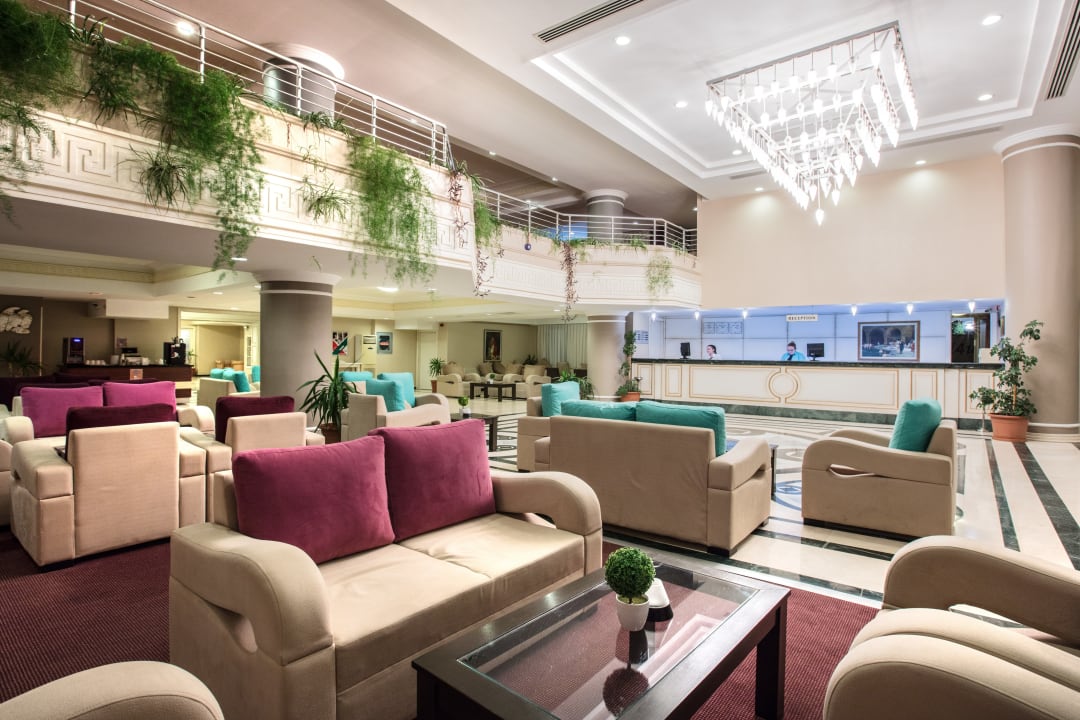 Lobby Hotel Palmin