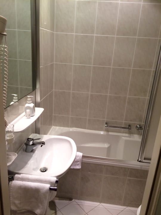 Zimmer Ringhotel Loew's Merkur