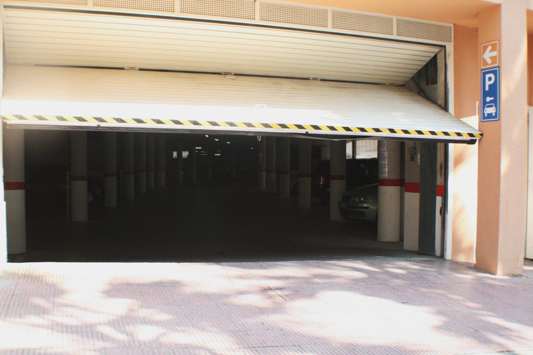 Parking Aparthotel Costa Encantada Lloret Costa Encantada Resort & Suites