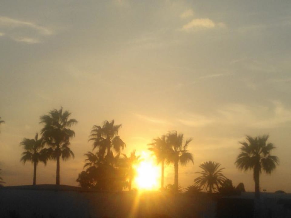 Sundowning Omar Khayam Resort & Aquapark