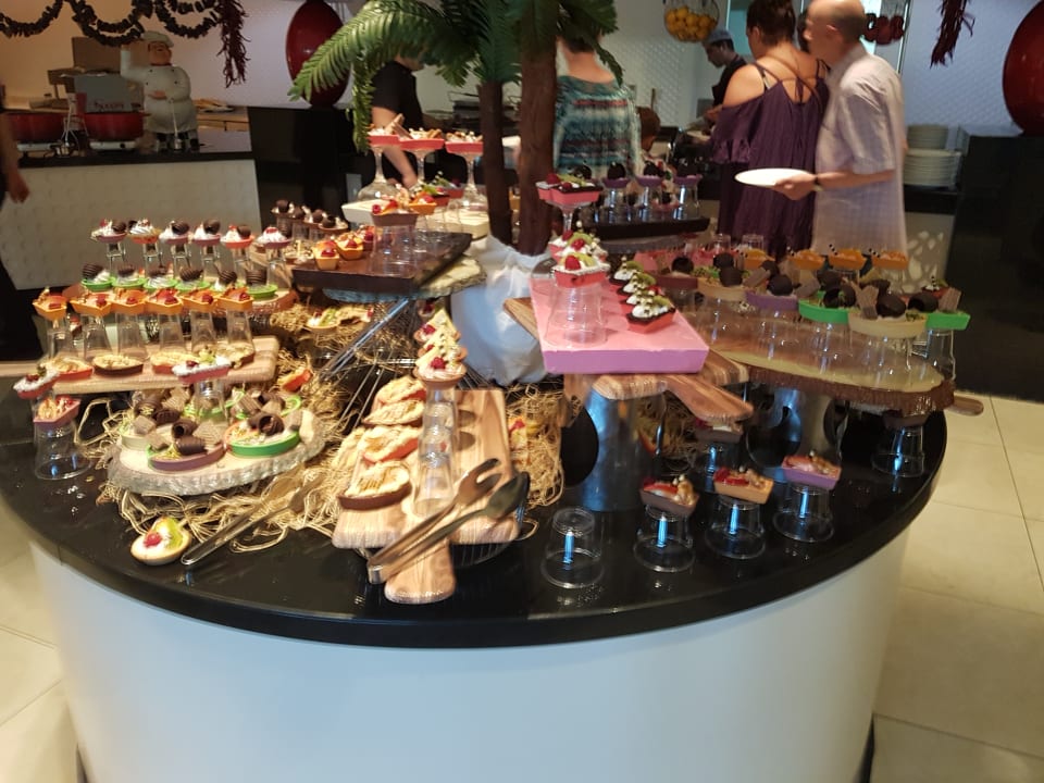 Gastro Well Palace Side