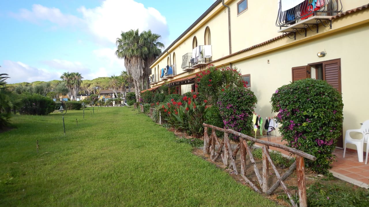 Innenhof des Hotel Ribot Horse Country Resort Congress & Spa