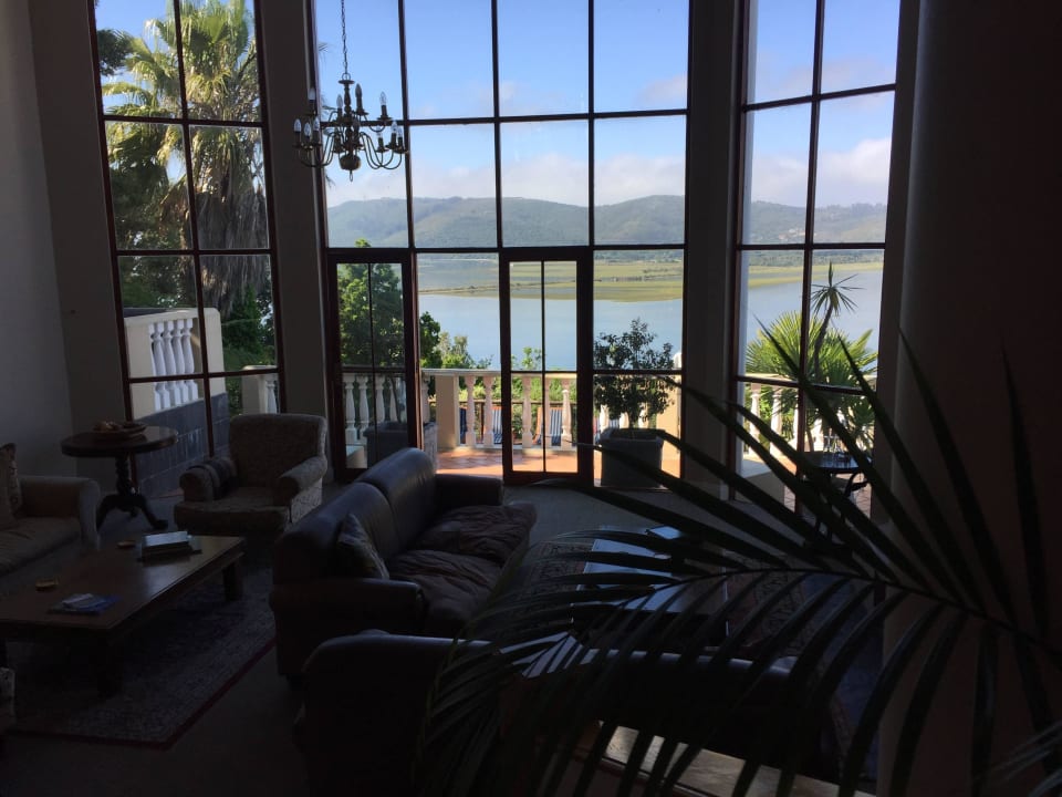 Hauptgebäude Hotel Bradach Manor