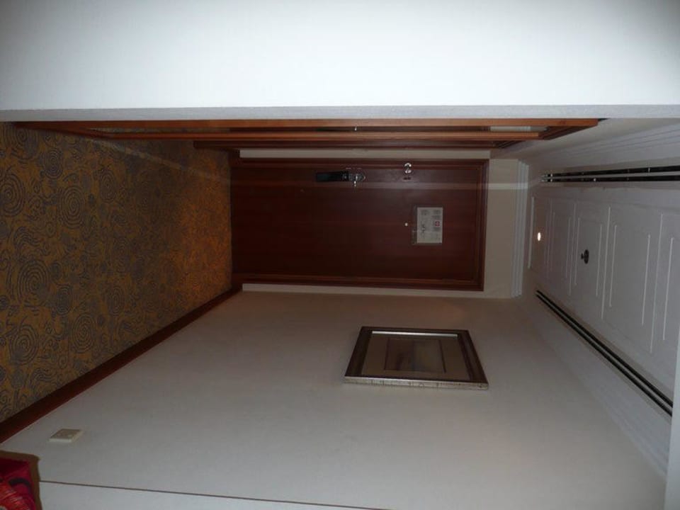 Flur Hotel Le Meridien Al Aqah Beach Resort