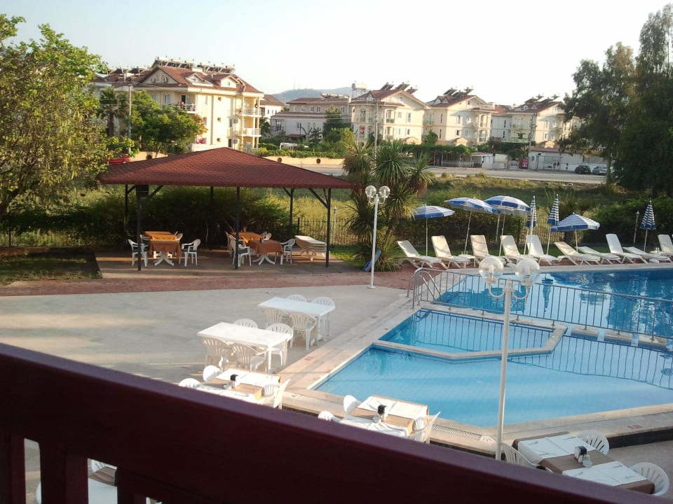 Balkon - Pool Hotel Grand Vizon