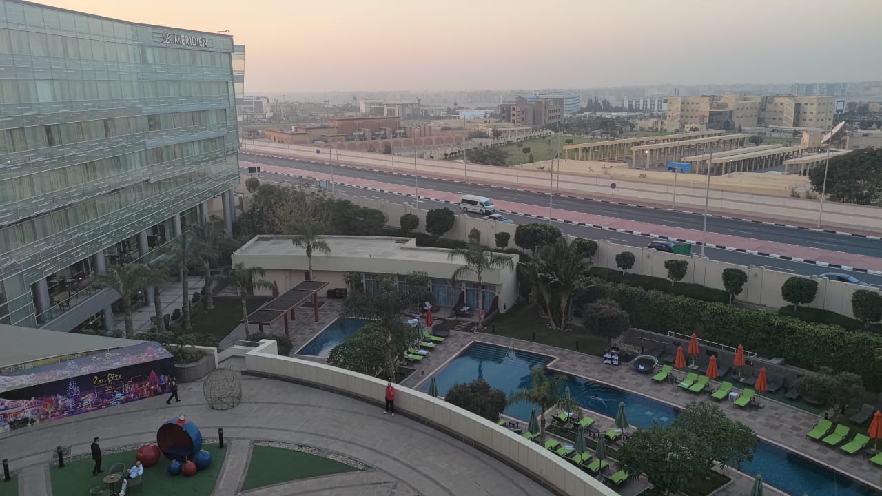 Ausblick Hotel Le Méridien Cairo Airport