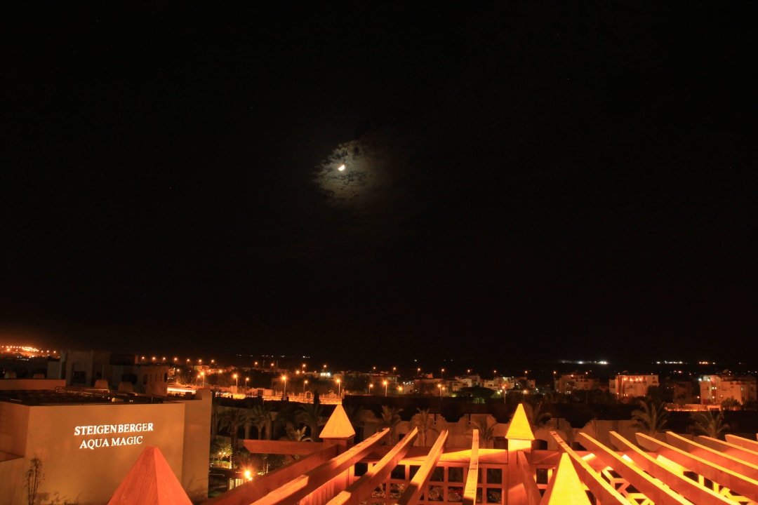 Ausblick Skyrestaurant Steigenberger Aqua Magic