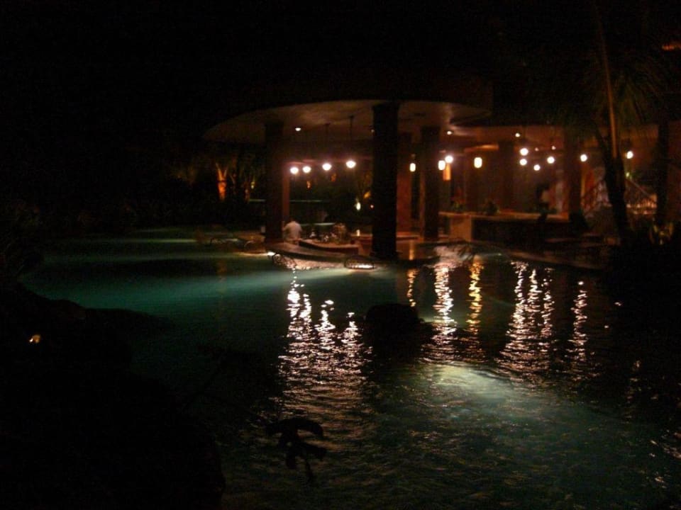 Poolbar - The Springs Resort & Spa Hotel The Springs Resort & Spa