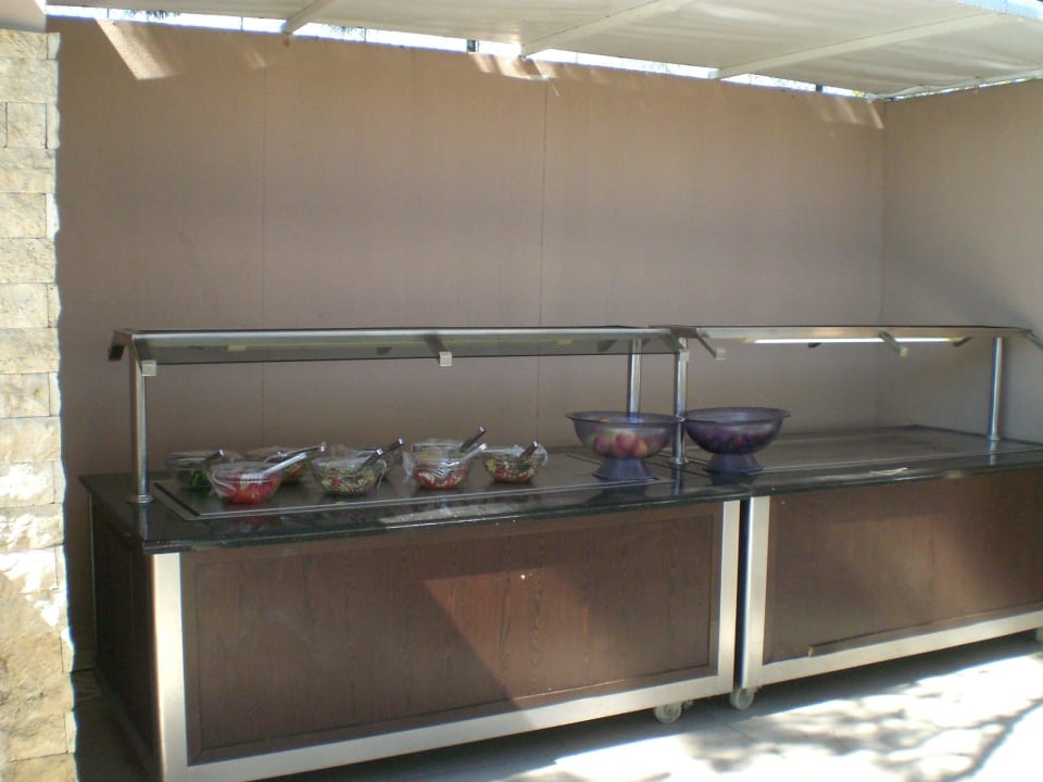 Salatbar am Stand Greenwood Kemer Resort