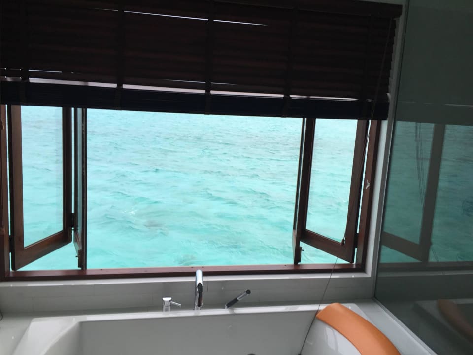 Bad Wasserbungalow Summer Island Maldives