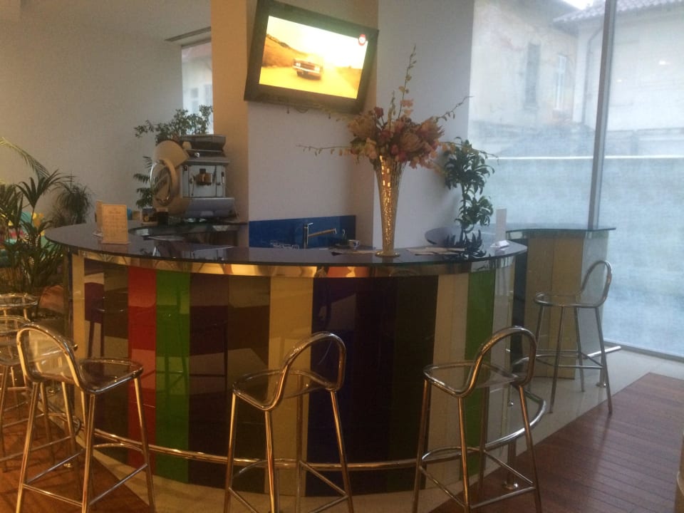 Bar Hotel Marshal Garden
