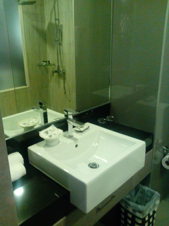 Zimmer Mazi Design Hotel by Kalima