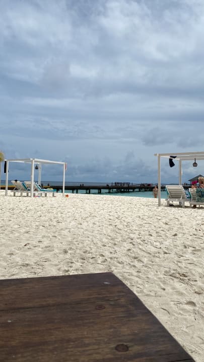 Strand Adaaran Select Meedhupparu Island Resort - Premium All Inclusive