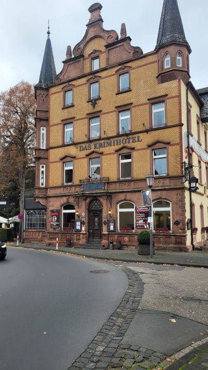 Außenansicht EIFELkrimihotel