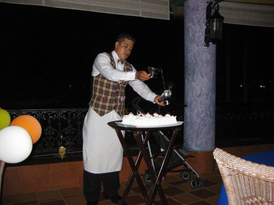 Dessert flambiert im Steakhaus Hotel Riu Tequila