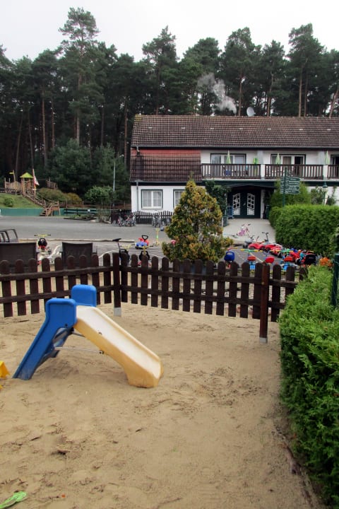Kleinkinderspielplatz Familotel Borchard's Rookhus am See