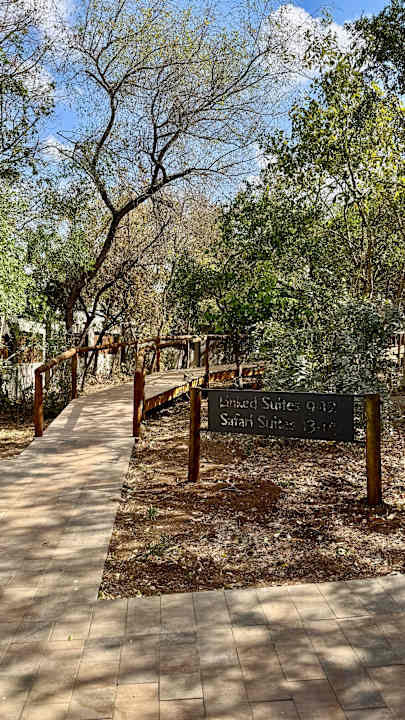 Gartenanlage Hotel Idube Game Lodge
