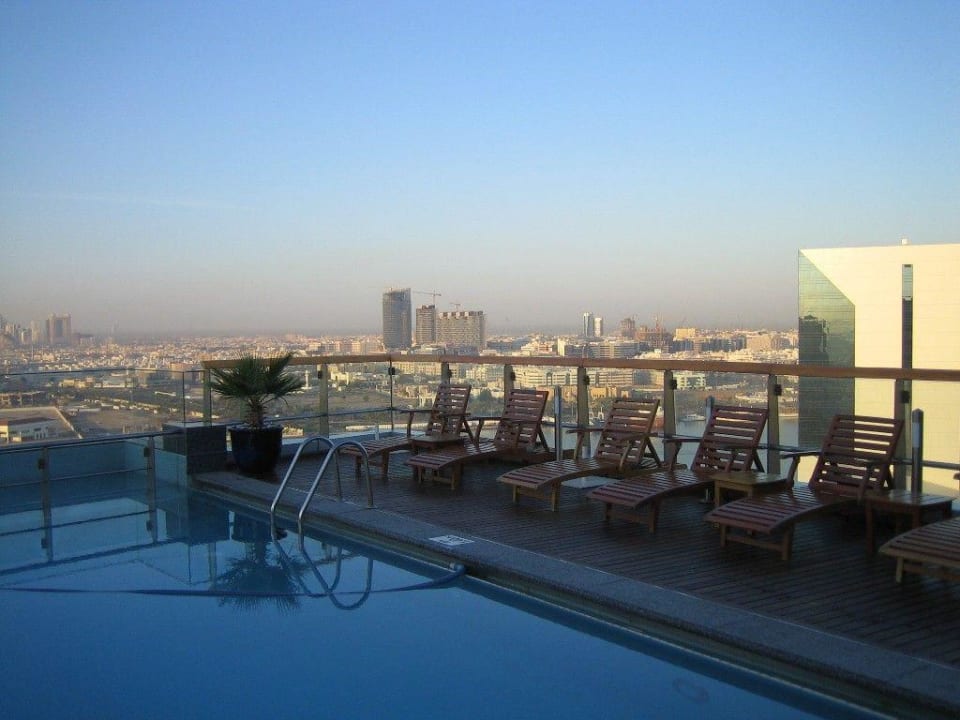 Hilton Dubai Creek Golden Sands Hotel Creek