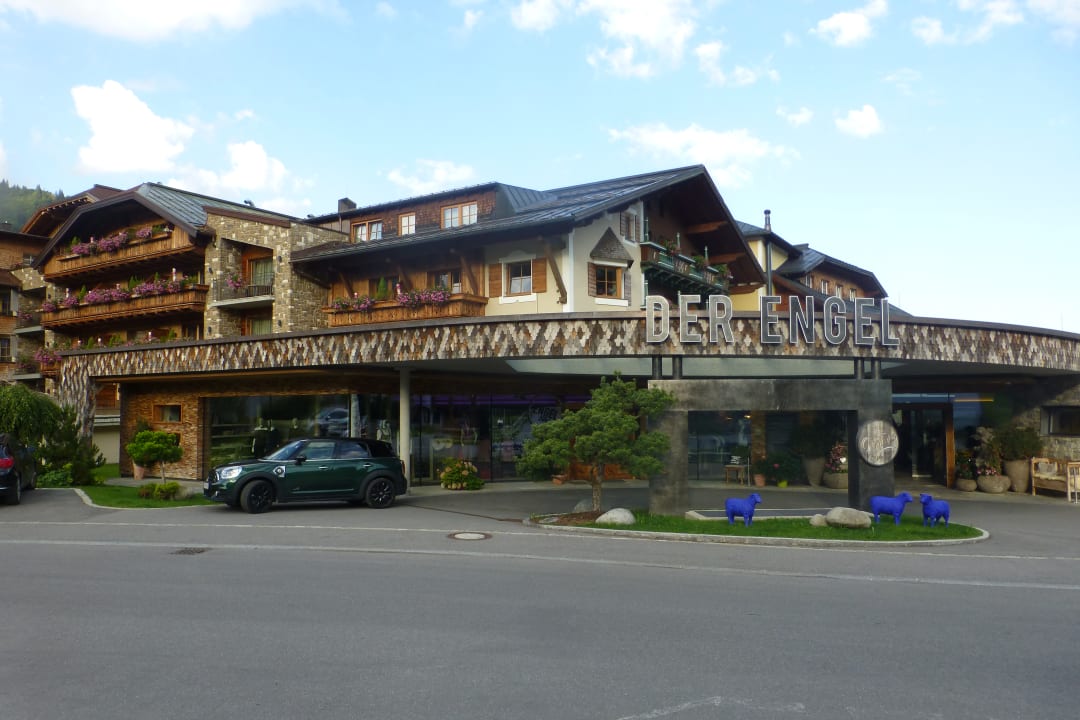 Außenansicht Wellnesshotel Engel