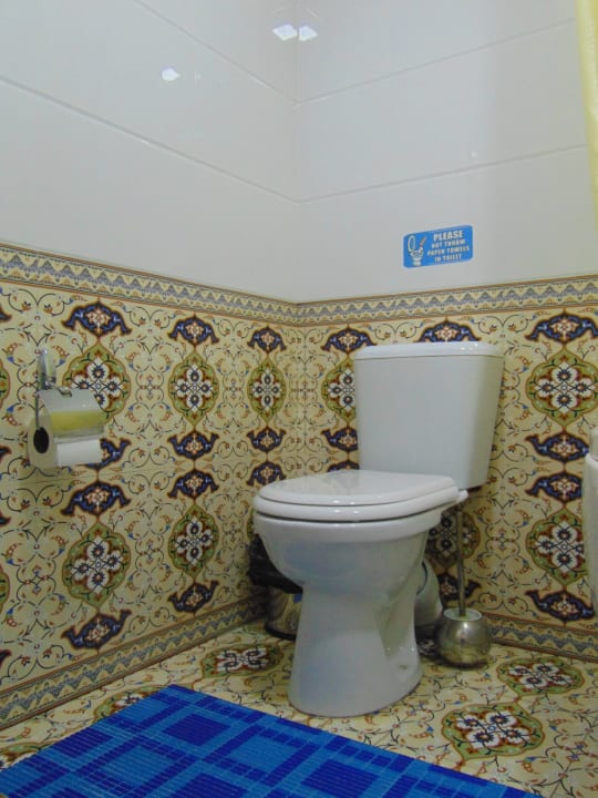 Zimmer Madrasah Polvon-Qori Boutique